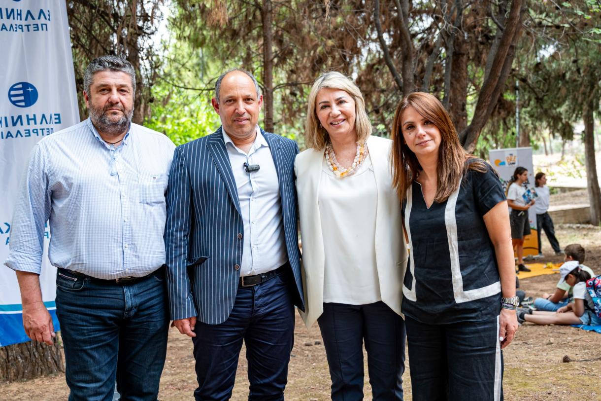 Από αριστερά), Σπύρος Νικολάου, Αντιδήμαρχος Περιβάλλοντος, Αγροτικής Ανάπτυξης και Αλιείας, Κτηνιατρικής, Ηλεκτροφωτισμού, Πρασίνου και Κινέτας του Δήμου Μεγαρέων, Παναγιώτης Μαργέτης Δήμαρχος Μεγαρέων, Ζέττα Μακρή Υφυπουργός Παιδείας, Θρησκευμάτων και Αθλητισμού, Γεωργία Λασανιάνου Διευθύντρια Εταιρικής Ευθύνης HELLENiQ ENERGY