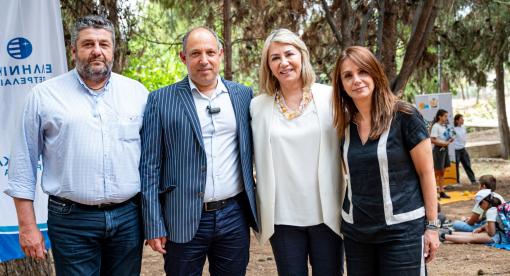 Από αριστερά), Σπύρος Νικολάου, Αντιδήμαρχος Περιβάλλοντος, Αγροτικής Ανάπτυξης και Αλιείας, Κτηνιατρικής, Ηλεκτροφωτισμού, Πρασίνου και Κινέτας του Δήμου Μεγαρέων, Παναγιώτης Μαργέτης Δήμαρχος Μεγαρέων, Ζέττα Μακρή Υφυπουργός Παιδείας, Θρησκευμάτων και Αθλητισμού, Γεωργία Λασανιάνου Διευθύντρια Εταιρικής Ευθύνης HELLENiQ ENERGY